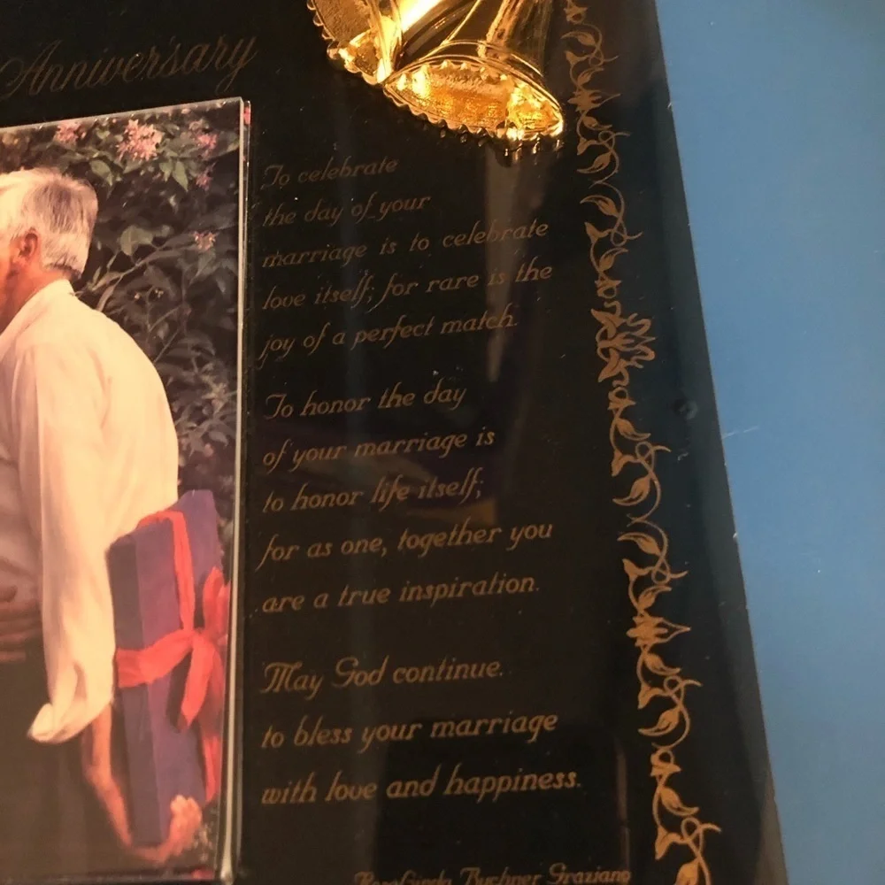 Happy Anniversary keepsake picture frame